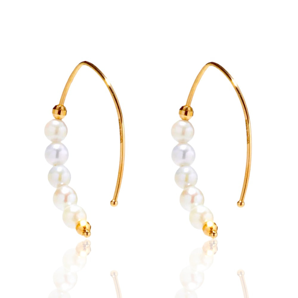 Dangly pearl earrings